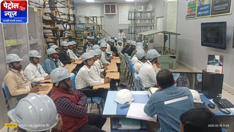 प्रिज्म जॉनसन कंपनी रीवा में दीनदयाल आईटीआई चित्रकूट के छात्रों का हुआ शैक्षणिक औद्योगिक भ्रमण
