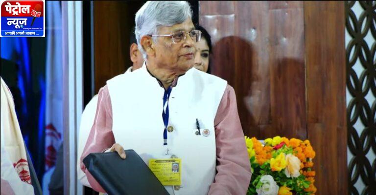 राज्यपाल ने पद्मश्री डॉ बी के जैन को किया सम्मानित
