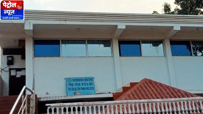 Mauganj:10 मिनट की आंधी में मऊगंज की बिजली व्यवस्था ठप, करोड़ों के मेंटेनेंस की खुली पोल