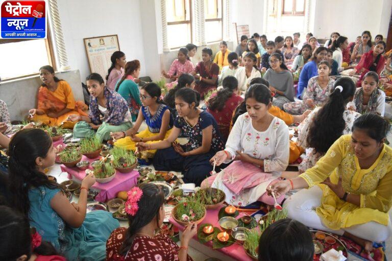 151 कन्याओं ने रखा गौरी एवं जया-पार्वती का व्रत