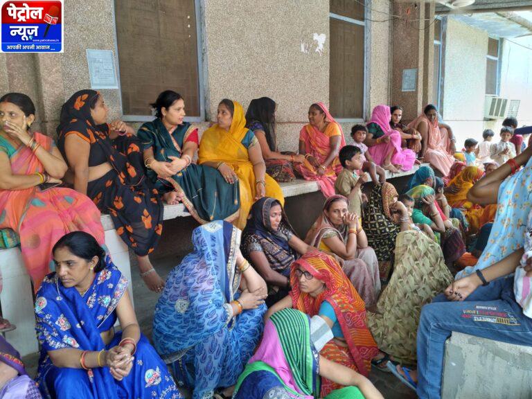 अकबरपुर में 18 वर्षीय युवती ने फांसी लगाकर दी जान, गांव में मचा कोहराम