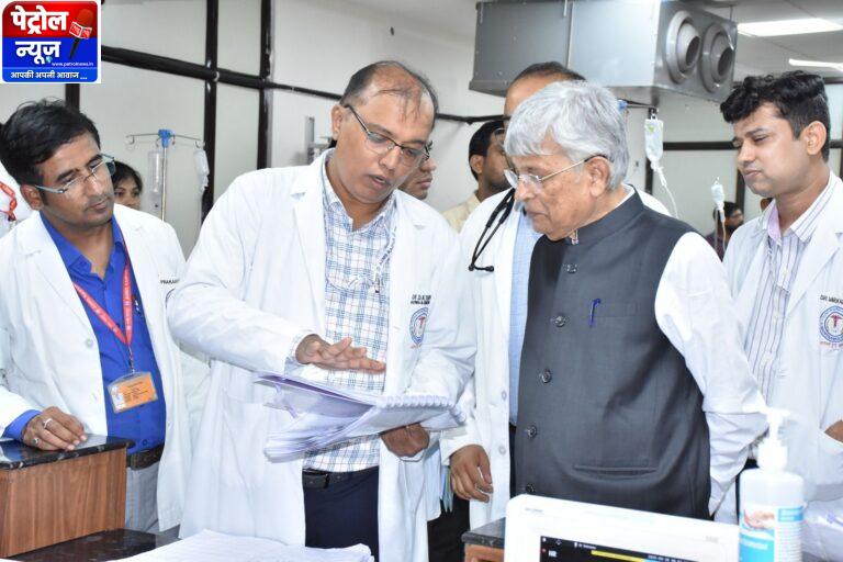 डॉ बी के जैन ने एम्स रायपुर के अध्यक्ष का पदभार ग्रहण किया