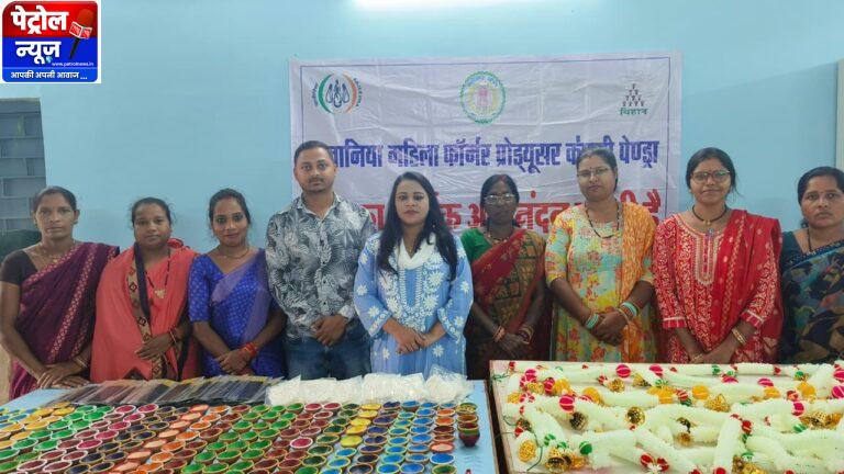 CG : दीये और पूजा सामग्री की बिक्री से समूह की महिलाएं हो रही समृद्ध