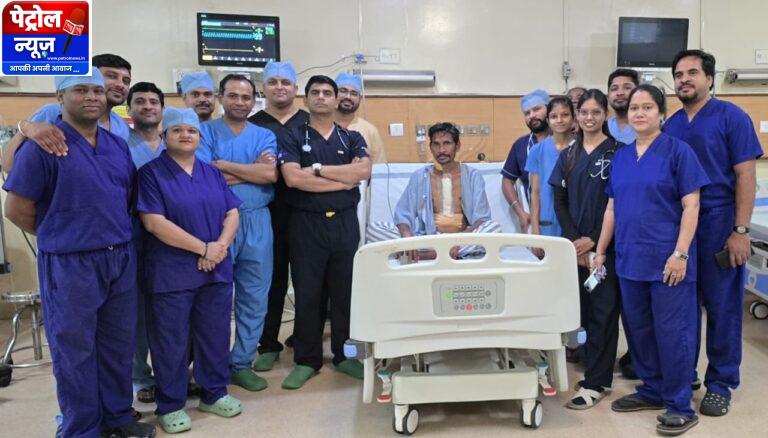 CG: छाती में लगी गोली फेफड़ों को चीरते हुए हृदय के दाएं वेंट्रिकल में जा धँसी,ओपन हार्ट सर्जरी कर निकाली गोली