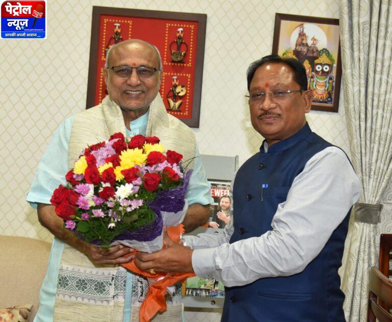 CG: उप राष्ट्रपति से मुख्यमंत्री ने की भेंट