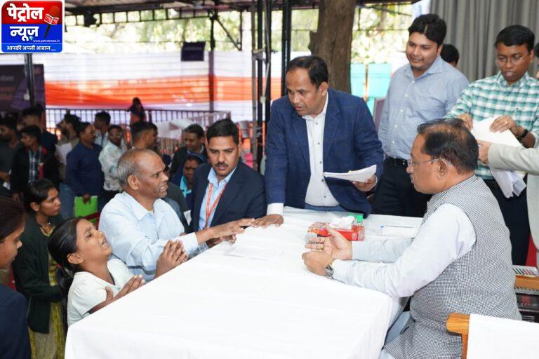 CG: मुख्यमंत्री के निर्देश पर लकवाग्रस्त महिला को तुरंत मंजूर हुए 5 लाख रुपए