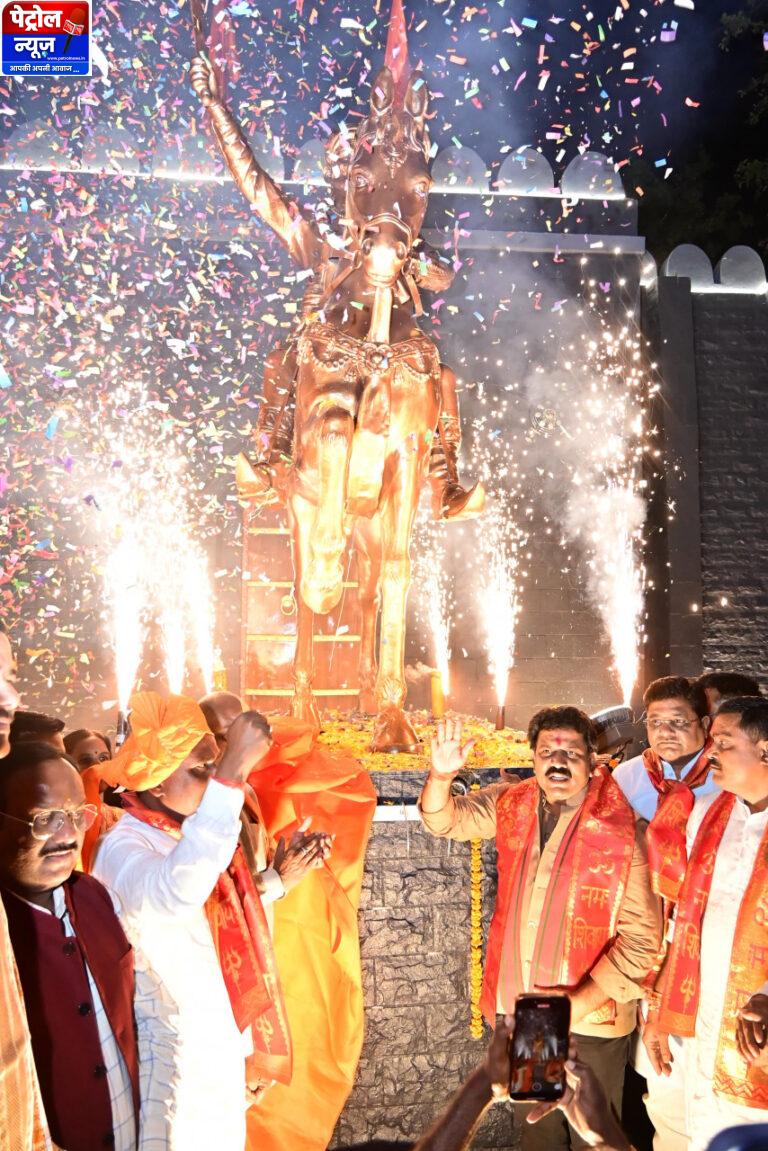 CG: उप मुख्यमंत्री ने छत्रपति शिवाजी के प्रतिमा का किया लोकार्पण