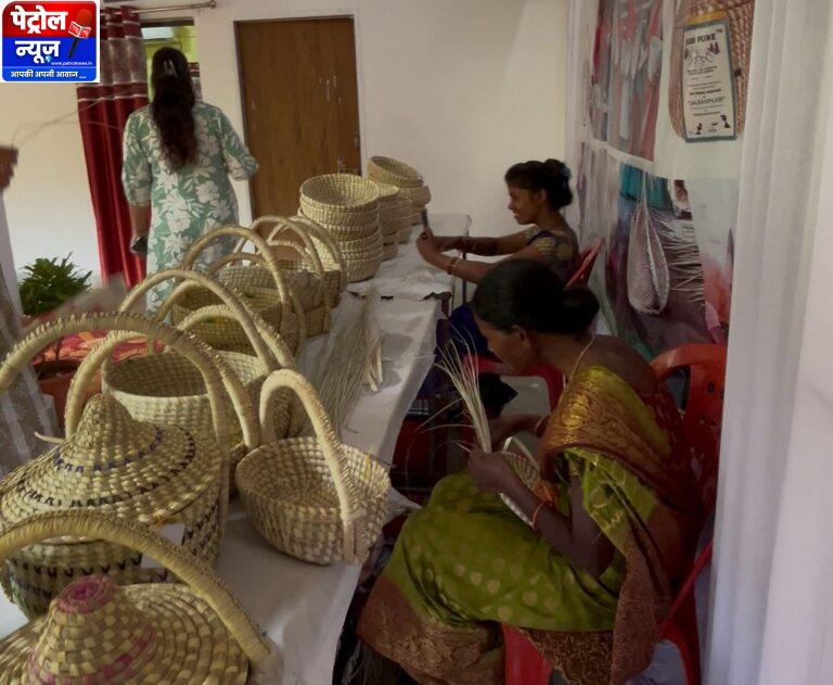 CG: पारंपरिक हस्तशिल्प उत्पाद बना आजीविका का साधन