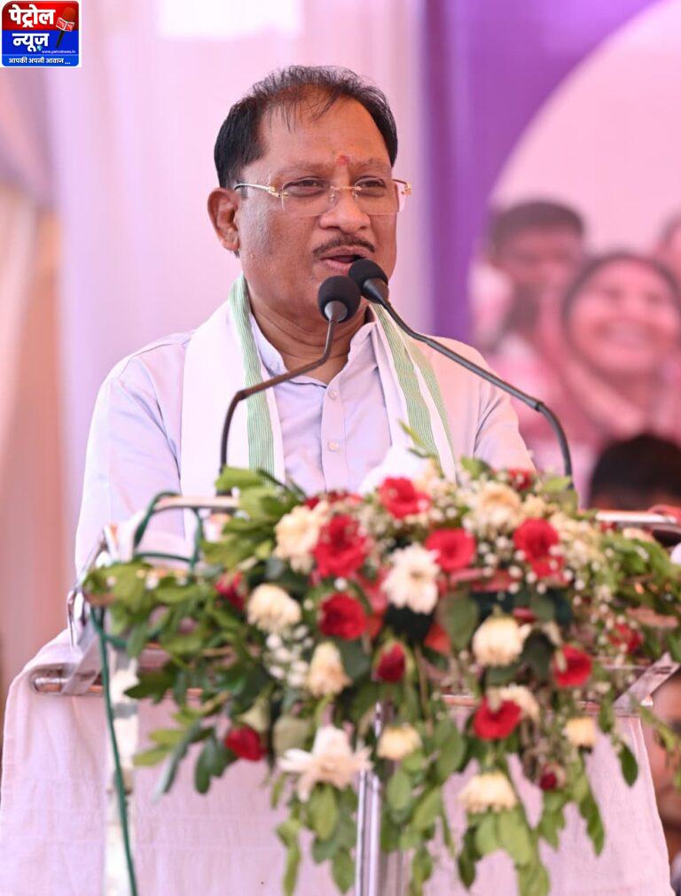 मुख्यमंत्री श्री विष्णु देव साय ने अबूझमाड़ के गारपा में बच्चों और महिलाओं से किया आत्मीय संवाद