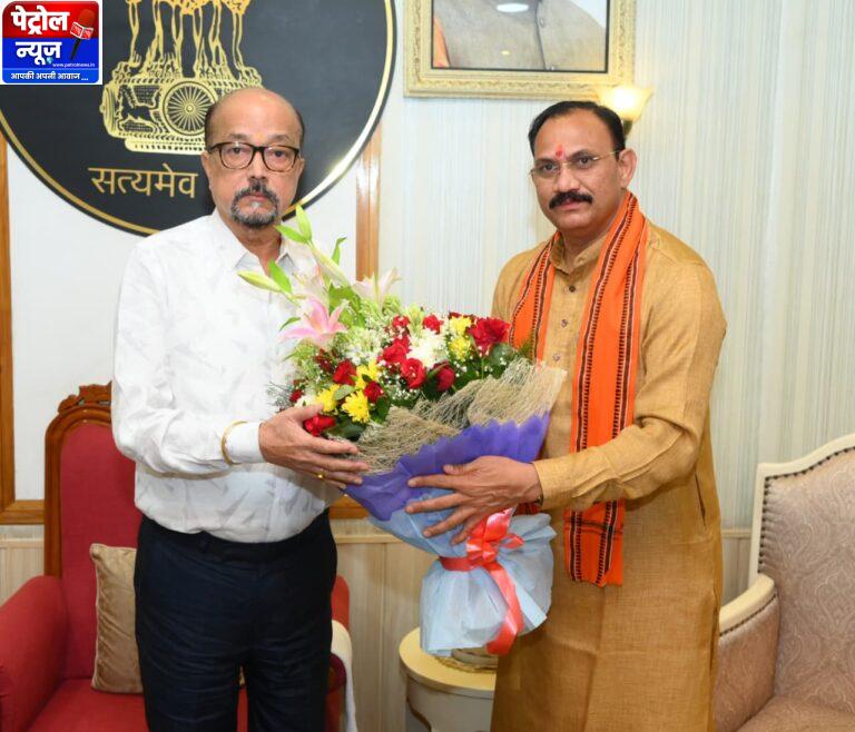राज्यपाल श्री डेका से स्वास्थ्य एवं परिवार कल्याण मंत्री श्री जायसवाल ने की भेंट