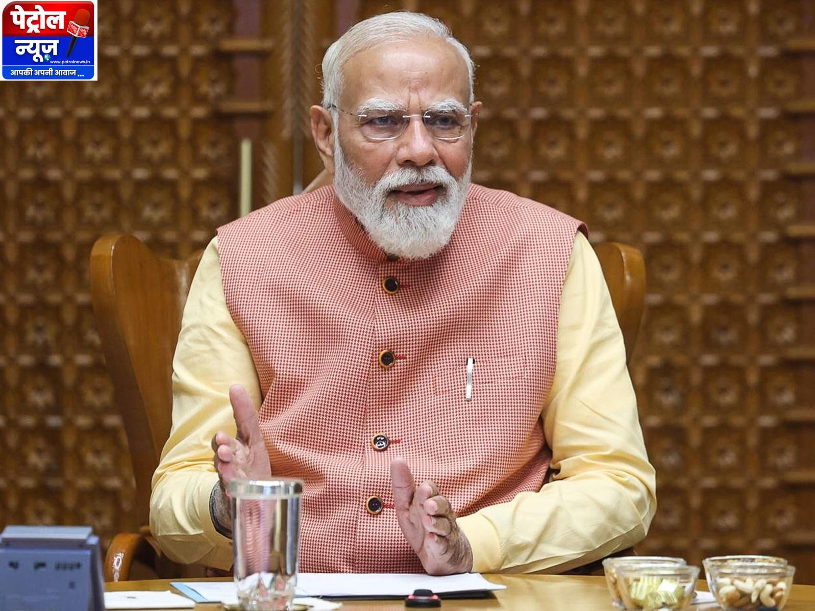 पीएम मोदी ने दिल्ली में सचिवों के साथ व्यापार को आसान बनाने और जीवनयापन सुधारों पर चर्चा की