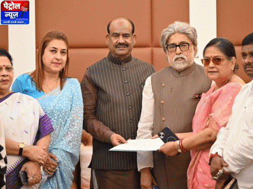 टीएमसी के बागी सांसदों की मान्यता पर लोकसभा अध्यक्ष ओम बिरला का फैसला