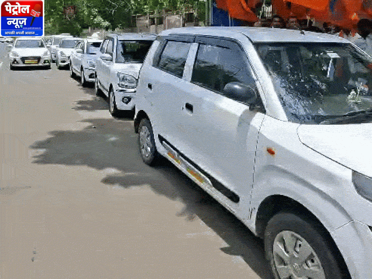 वीवीआईपी मूवमेंट के कारण भोपाल एयरपोर्ट टैक्सी ड्राइवरों का विरोध प्रदर्शन स्थगित