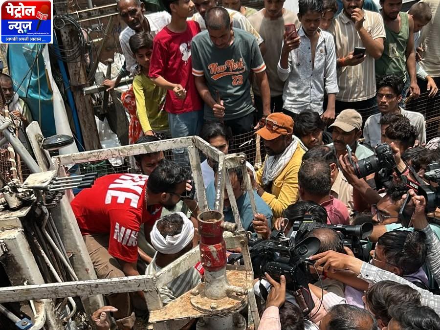 भोपाल में एक आदमी की चलती हुई लाइव वायरिंग; पुलिस ने क्रेन की मदद से रेस्क्यू किया
