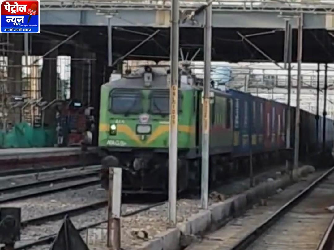 आनंदपुर ट्रस्ट के भक्तों को सीधी यात्रा की सुविधा मिलती है