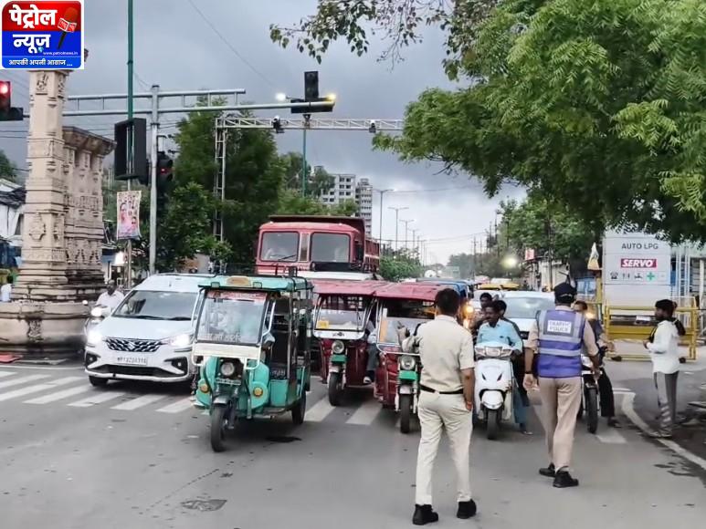 सिंहस्थ के लिए उज्जैन में यातायात बढ़ा
