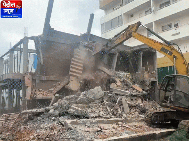 Bhopal Municipal Corporation Demolishes Illegal Building in Subhalaya Vihar