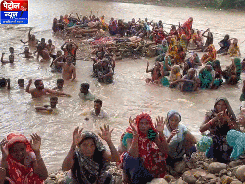 केन-बेतवा परियोजना जल सत्याग्रह जारी