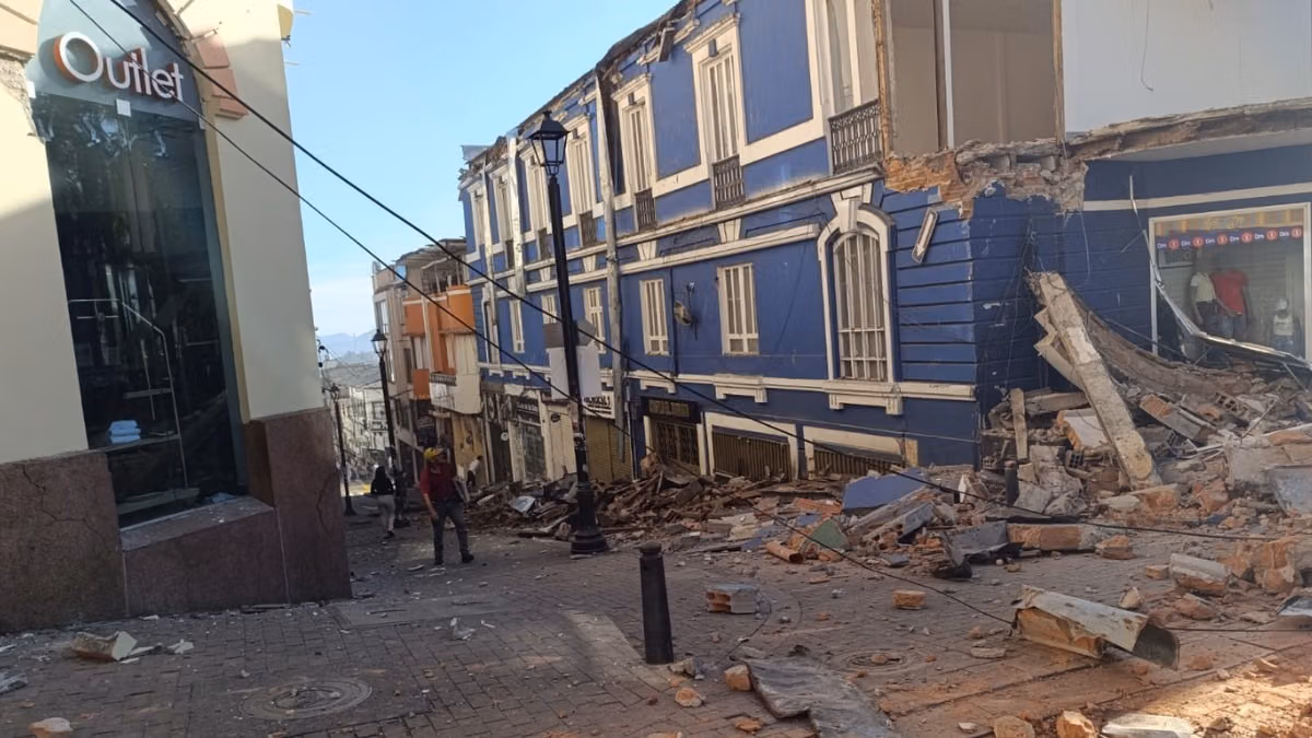 Colombia Earthquake: अमेरिका में तेज भूकंप के झटकों के बाद हड़कंप, कोलंबिया में 7.4 की तीव्रता से कांपी धरती, कई देशों में महसूस हुए झटके