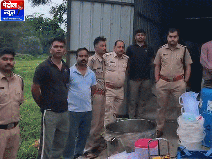 Mandsaur Drug Factory Busted | Suspects Open Fire & Escape; Chemicals Seized