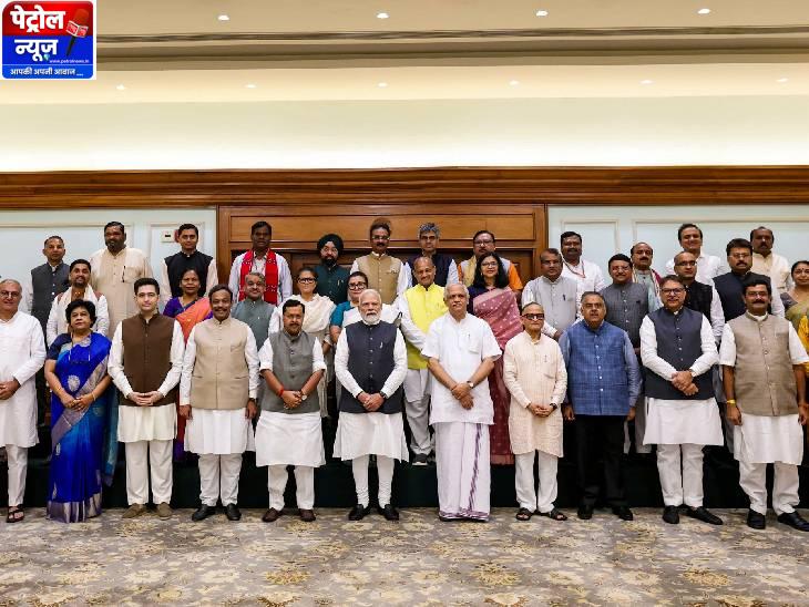 PM Modi Advises BJP MPs on Parliamentary Conduct & Social Media Ethics