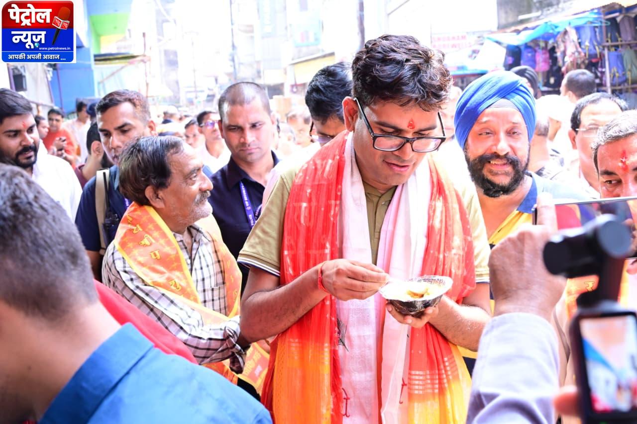 जन्माष्टमी पर रायगढ़ में जगह-जगह महाभंडारे, वित्त मंत्री श्री ओ.पी. चौधरी ने ग्रहण किया प्रसाद
