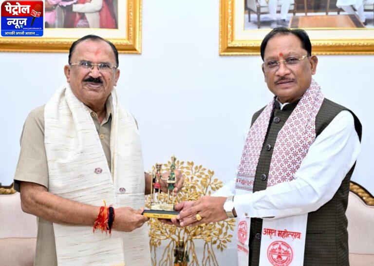 मुख्यमंत्री श्री विष्णु देव साय से राजस्थान विधानसभा अध्यक्ष श्री वासुदेव देवनानी ने की सौजन्य भेंट