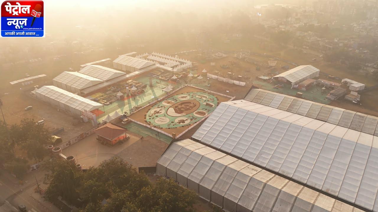 बस्तर के लालबाग में वनोपज से सजी 20,700 वर्गफीट की भव्य रंगोली ने रचा विश्व रिकॉर्ड, राष्ट्रपति श्रीमती द्रौपदी मुर्मु ने किया अवलोकन